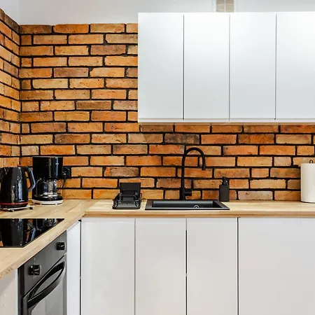 Wawrzyniaka Very Berry Modern For 6 Guests Near Old Zoo By Renters 아파트