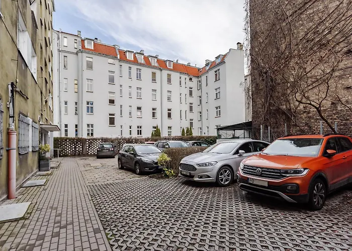 Wawrzyniaka Very Berry Modern For 6 Guests Near Old Zoo By Renters Apartamento